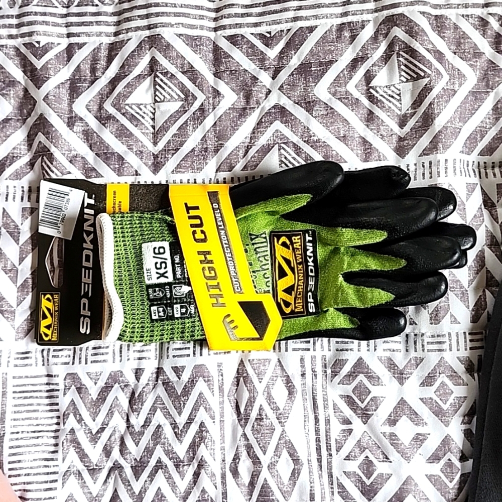 Mechanix Wear speedknit gloves xs/6 green and black